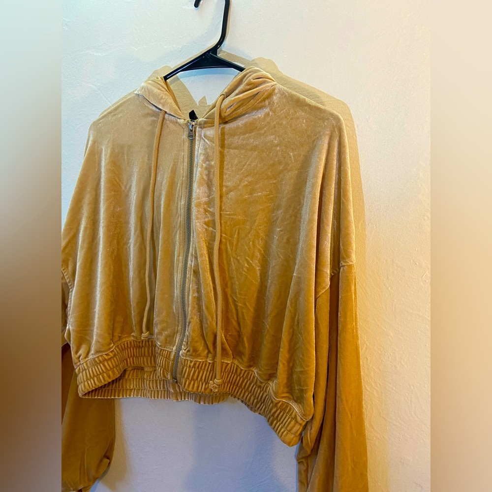 Good, velvet cropped jacket. From H&M